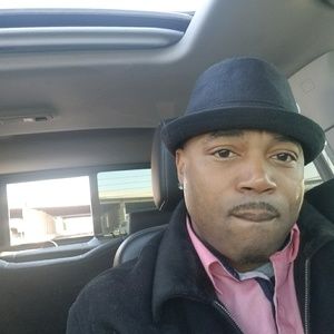 Meet your Posher, Derek